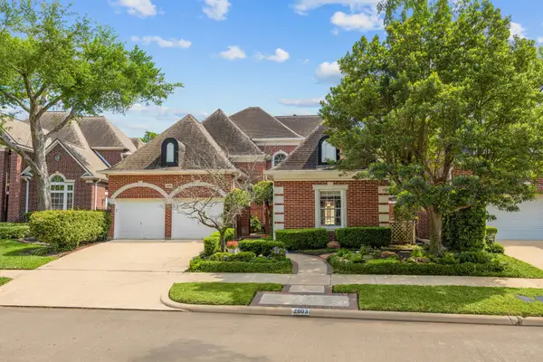 2803 Saint Annes Drive, Sugar Land, TX 77479