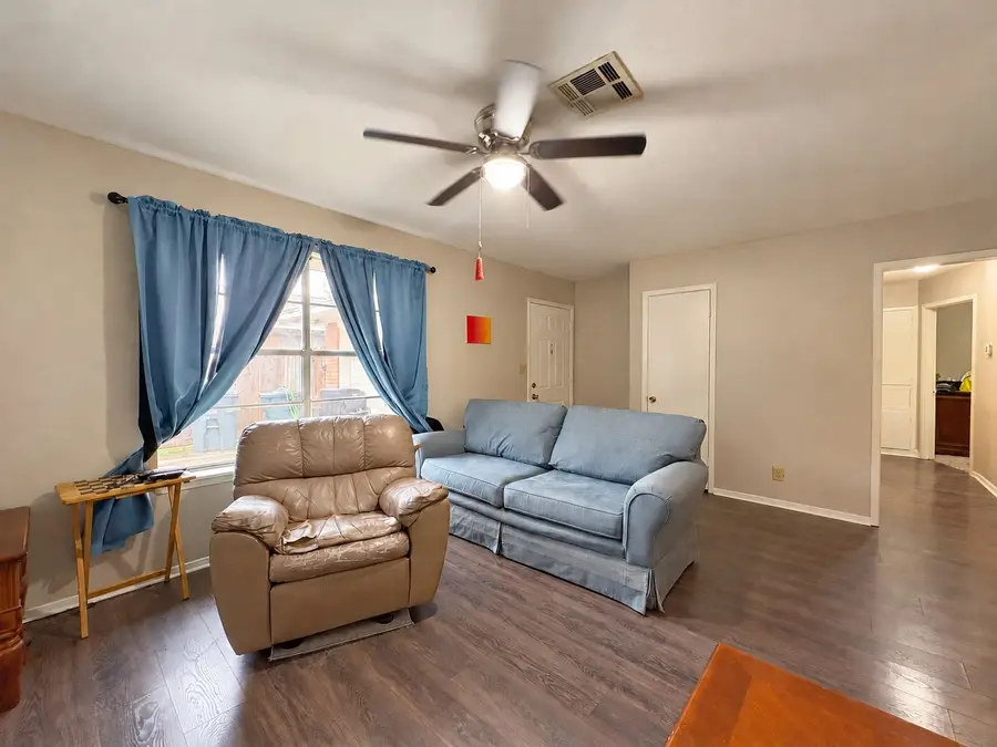 2416 10th Street, Bay City, TX 77414 - #2