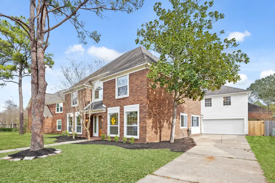 4407 Knightsbridge Boulevard, Sugar Land, TX 77479 - #3