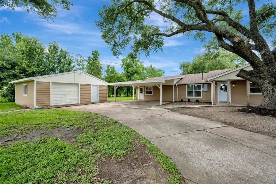 7440 County Road 215a, Alvin, TX 77511 - #3