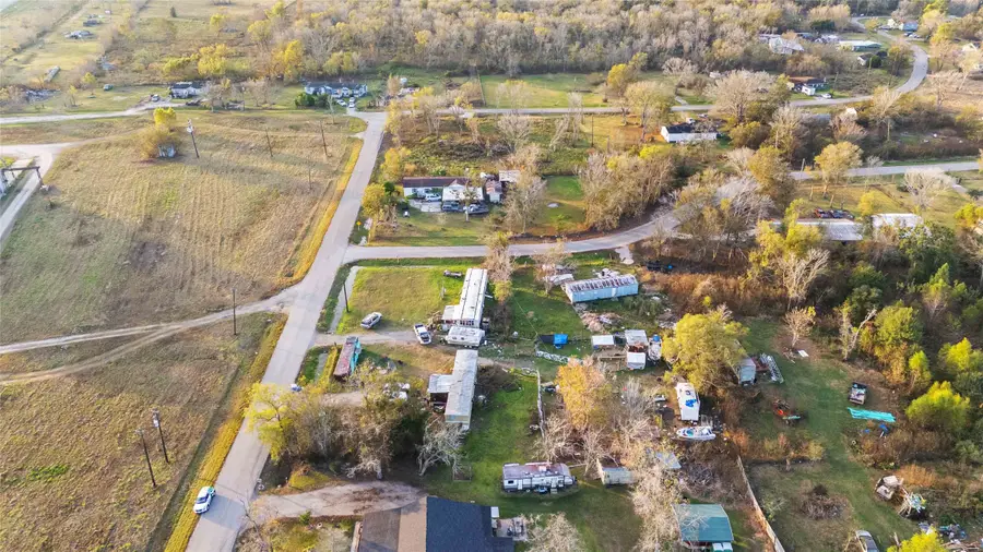 16118 County Road 897, Rosharon, TX 77583 - #3