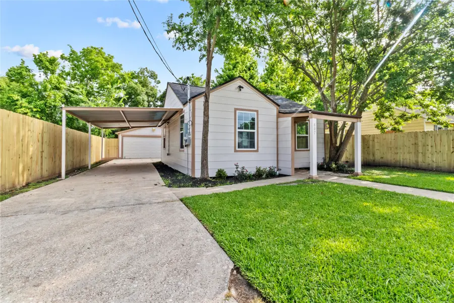 807 Aron Street, Baytown, TX 77520 - Image #2
