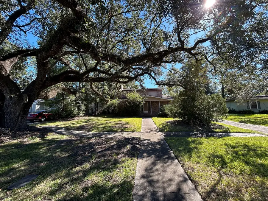 8124 Glenbrook Drive, Houston, TX 77017 - Image #2