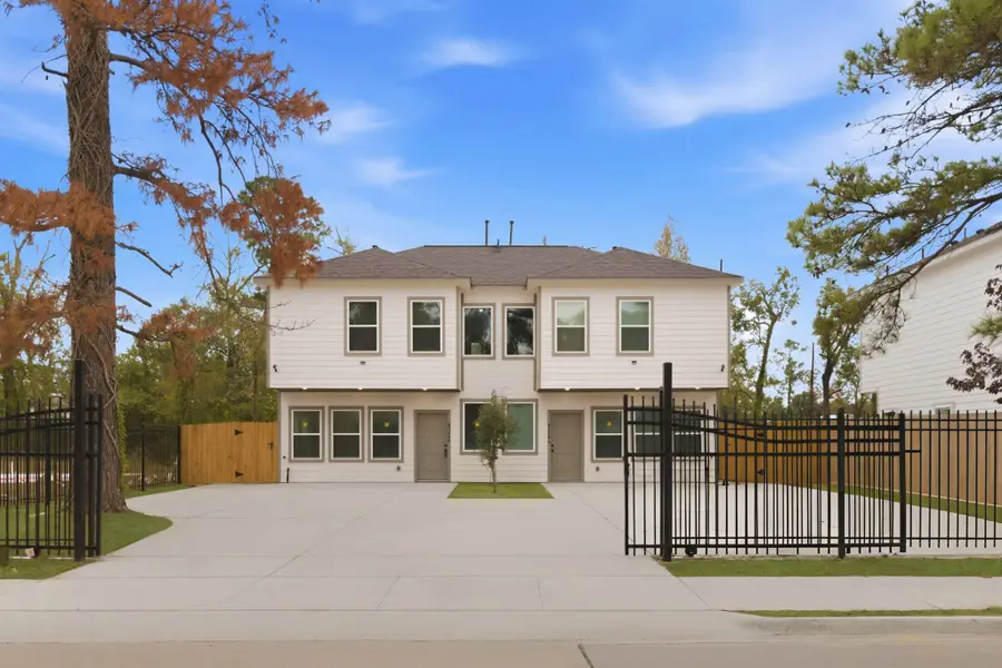 8306 Tidwell Road #A/B, Houston, TX 77028 - Image #2