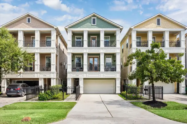 2710 Nicholson Street, Houston, TX 77008