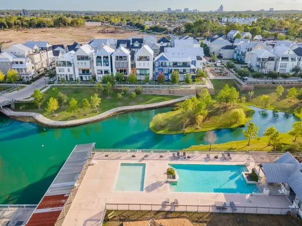 2618 Lake Kolbe Lane, Houston, TX 77080