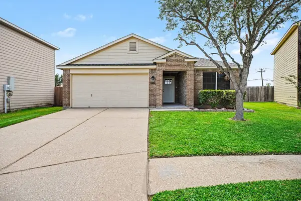 2709 Marlin Drive, Texas City, TX 77591