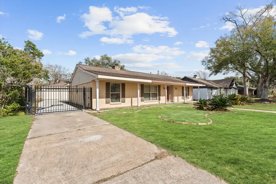 6026 Mcknight Street, Houston, TX 77035 - Image #2