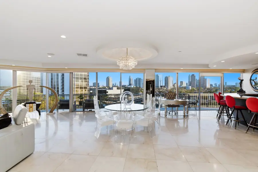 5050 Woodway Drive #8N, Houston, TX 77056 - #3