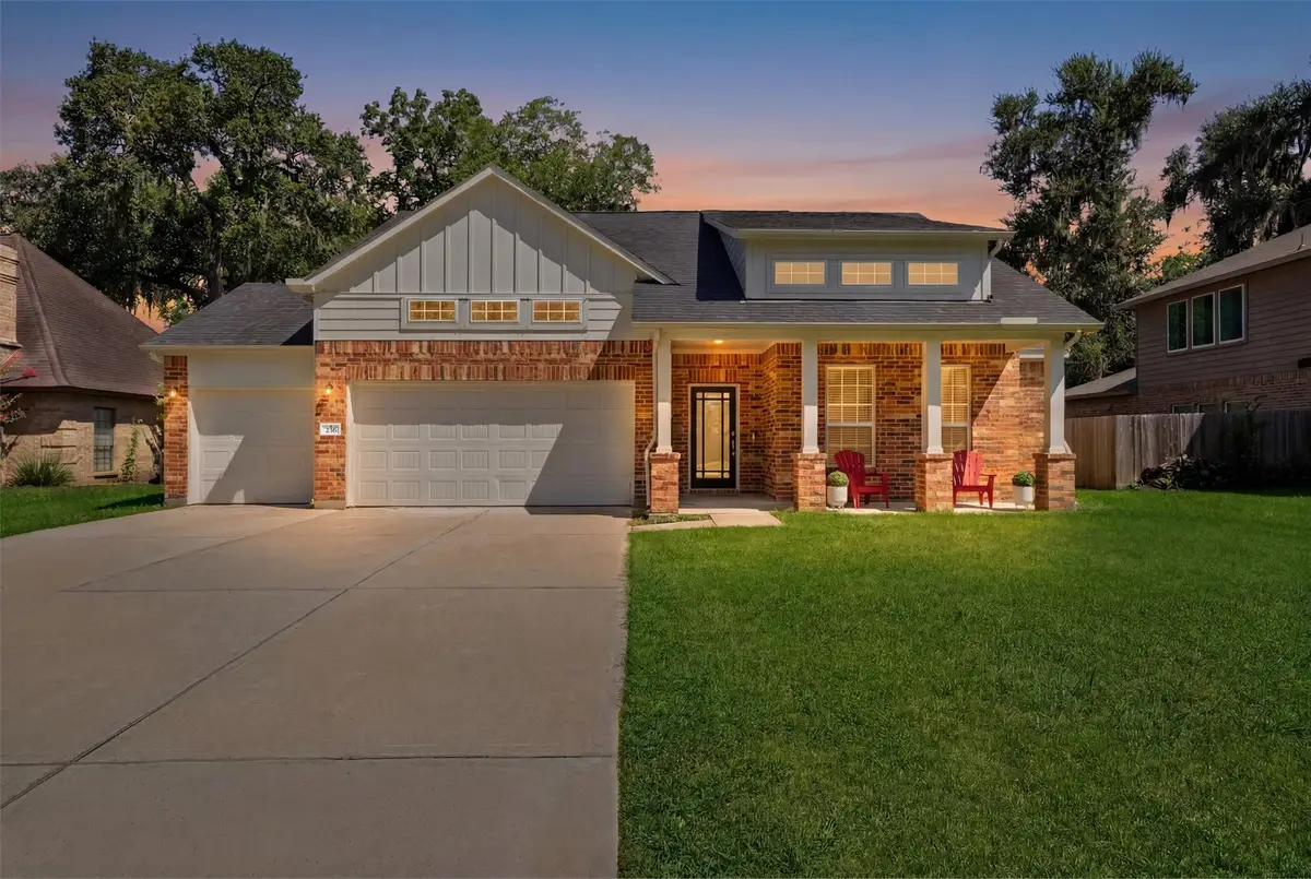 236 Woodhaven Drive, West Columbia, TX 77486 - #1