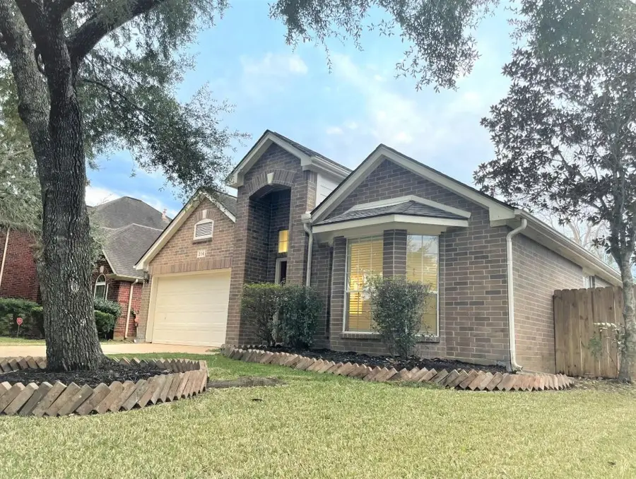 214 Darby Trails Drive, Sugar Land, TX 77479 - #2