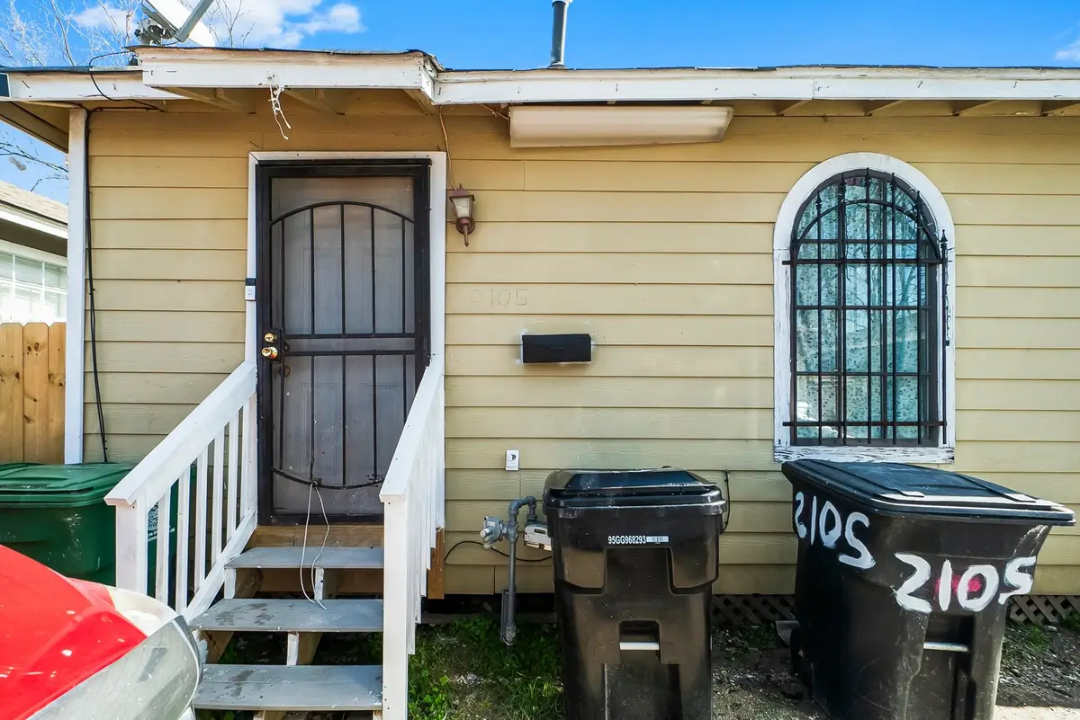 2105 Russell Street, Houston, TX 77026 - Image #1