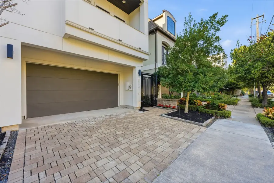 2114 Mcduffie Street, Houston, TX 77019 - Image #2