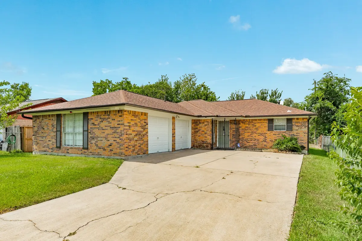 8407 Tavenor Lane, Houston, TX 77075 - #1