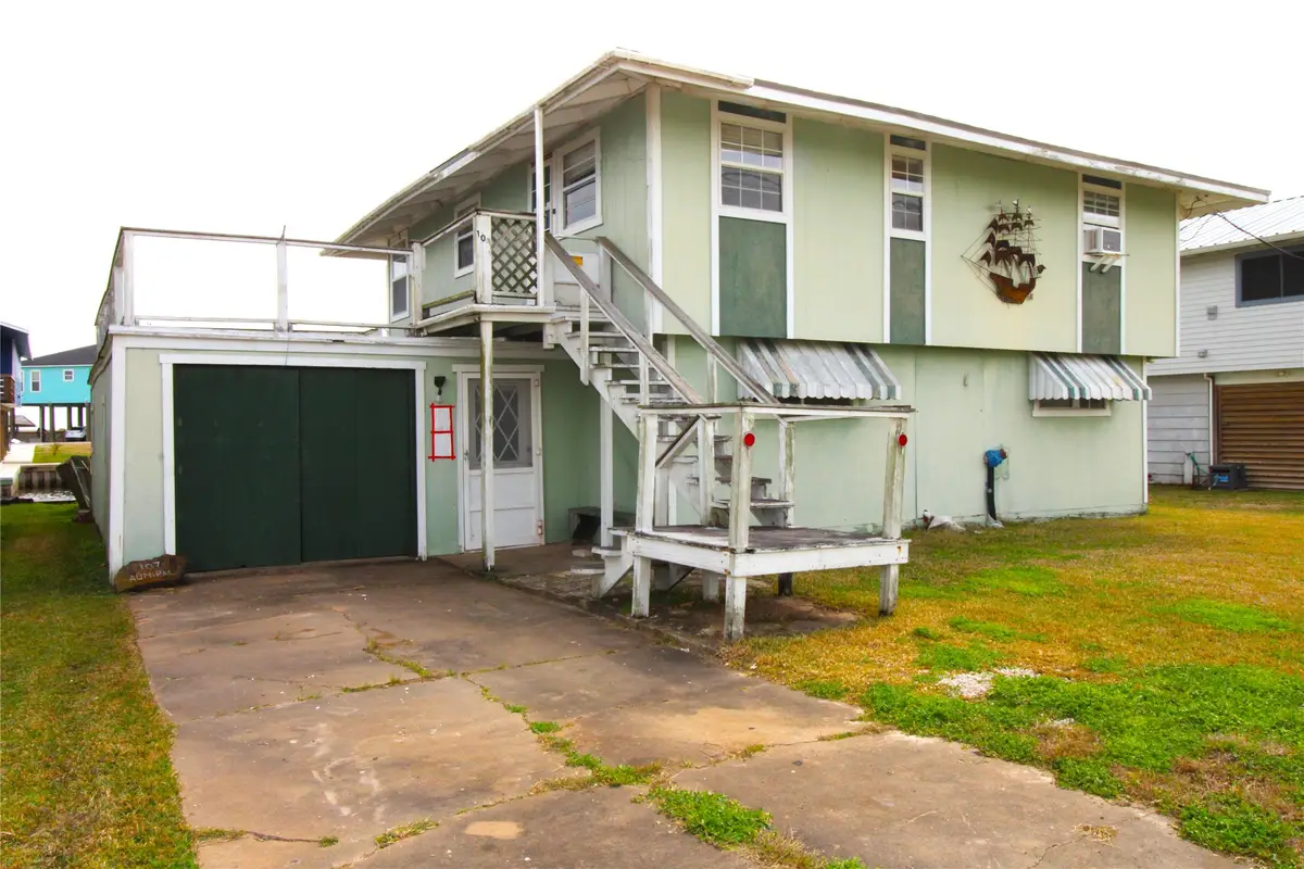 107 Admiral Lane, Freeport, TX 77541 - #1