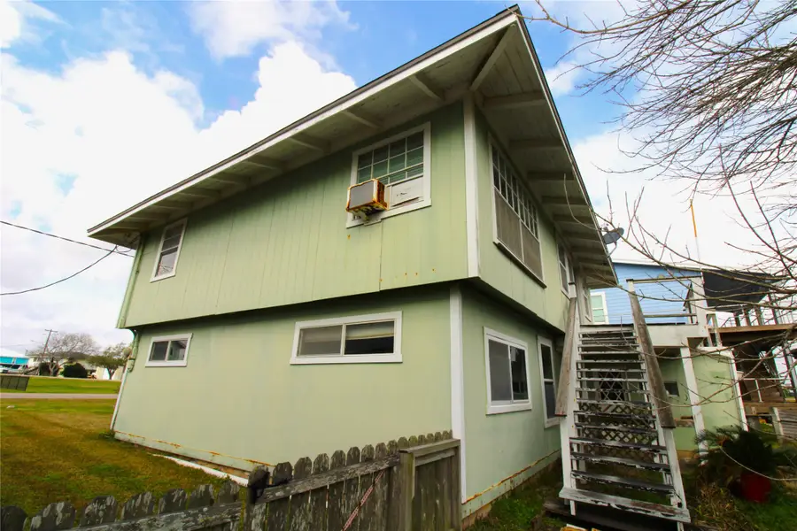 107 Admiral Lane, Freeport, TX 77541 - #3