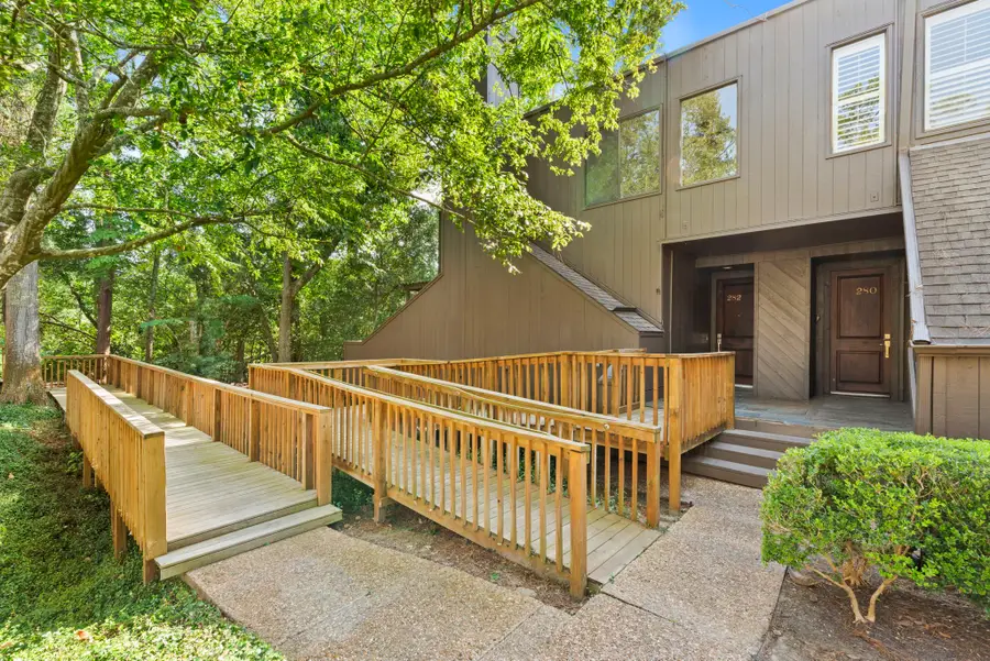 282 Litchfield Lane, Houston, TX 77024 - #3