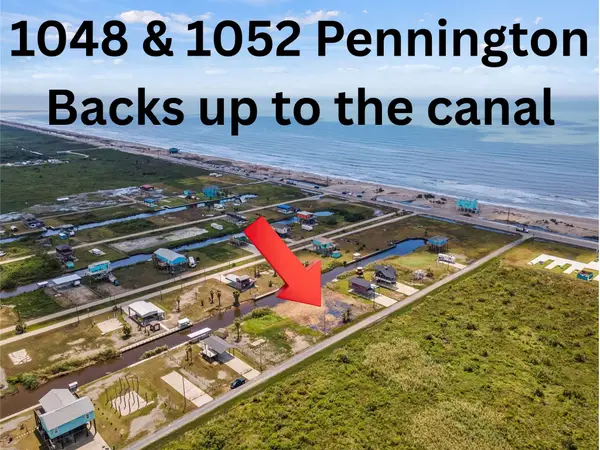 1048 &1052 Pennington Street, Gilchrist, TX 77617