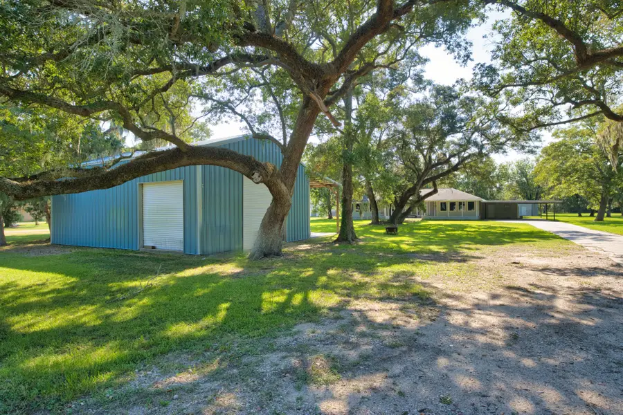 6379 County Road 3, Sweeny, TX 77480 - Image #2