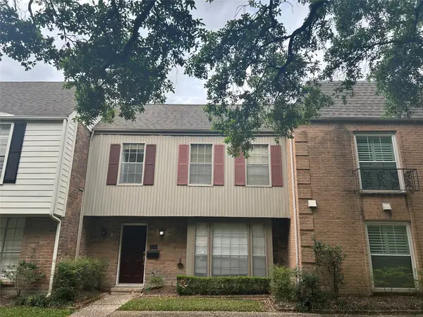 13190 Trail Hollow Drive #3190, Houston, TX 77079