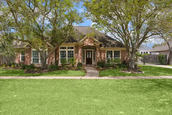 8911 S Fitzgerald Way, Missouri City, TX 77459