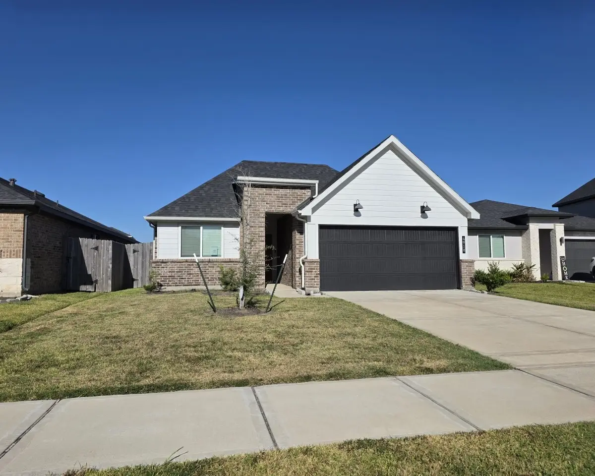 4918 Natchez Trace, Fresno, TX 77545 - Image #1