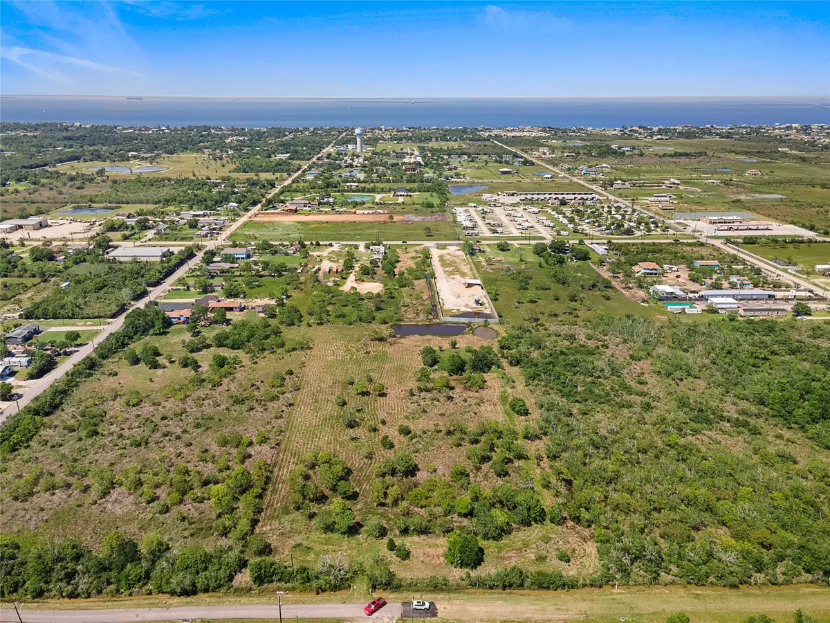 2360 Avenue L, San Leon, TX 77539 - #1