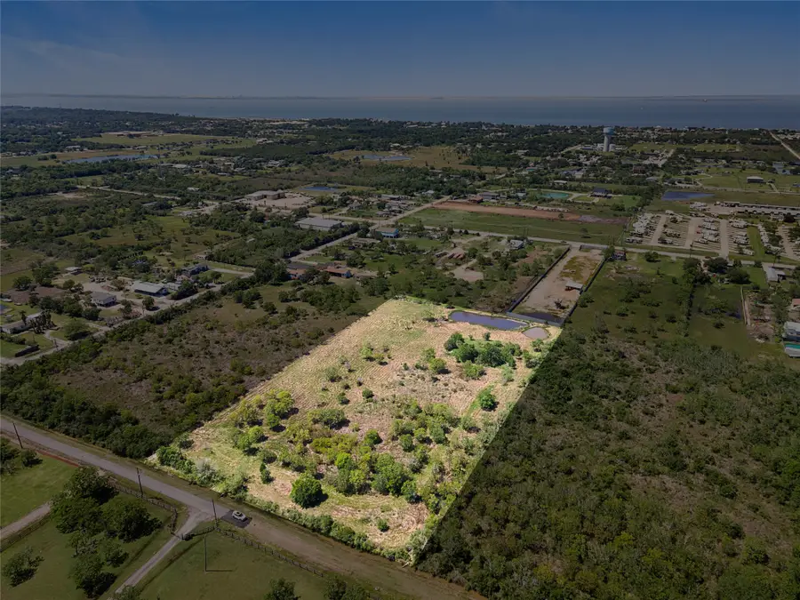 2360 Avenue L, San Leon, TX 77539 - #2