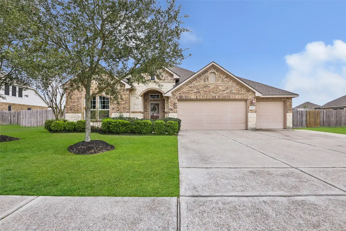 9518 Wincrest Drive, Baytown, TX 77523 - #1
