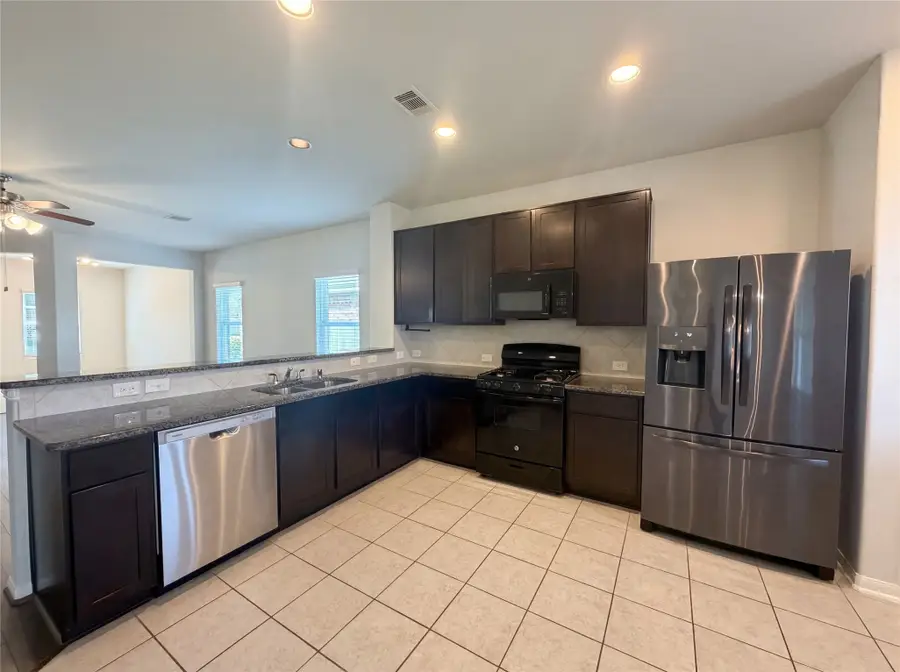 1038 Cash Street, Alvin, TX 77511 - #2