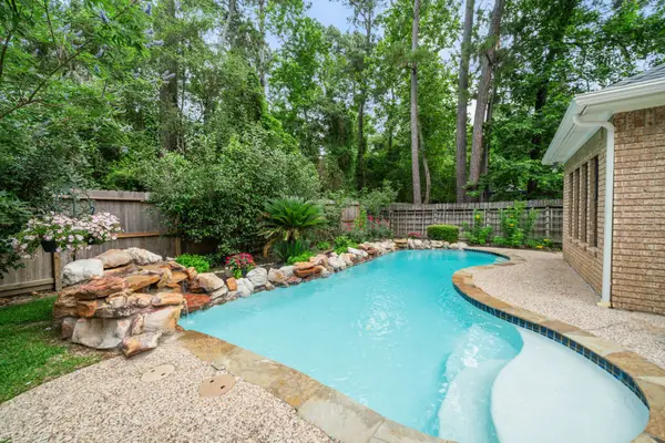 35 N Pathfinders Circle, The Woodlands, TX 77381