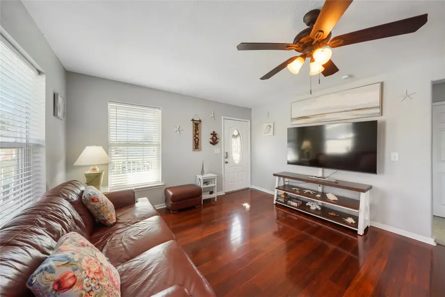 4712 Avenue K, Galveston, TX 77551 - #2