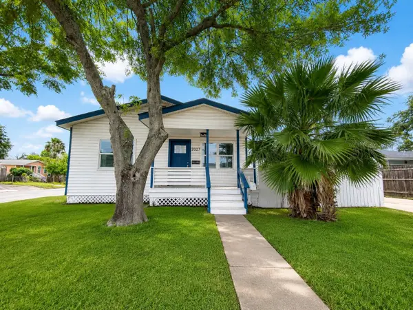 2027 54th Street, Galveston, TX 77551