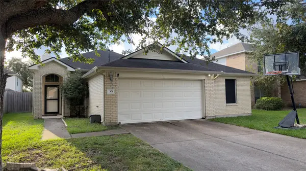 301 S Golden Oak Drive, Texas City, TX 77591
