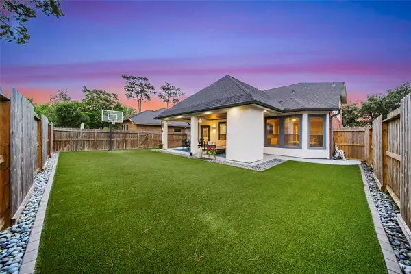 12935 Northpointe Bend Drive, Tomball, TX 77377