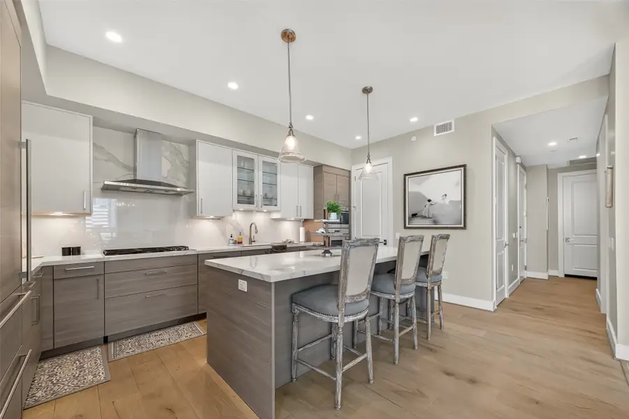 2047 Westcreek Lane #608, Houston, TX 77027 - Image #3