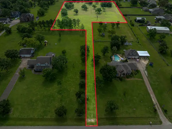 2123 Lee Road, Pearland, TX 77581