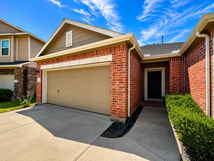 16203 Augusta Oaks Court, Crosby, TX 77532 - #2