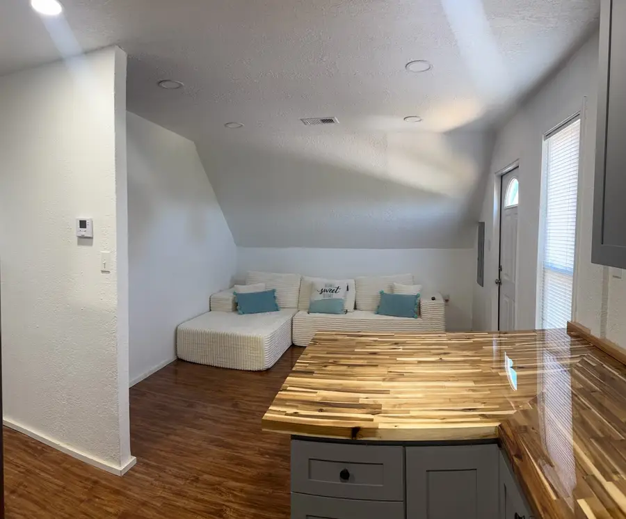 1157 Tinkle, Crystal Beach, TX 77650 - #3
