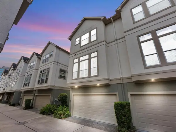 625 Hartman St Street, Houston, TX 77007