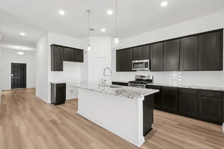 14022 Baikal Manor Drive, Santa Fe, TX 77510 - Image #2