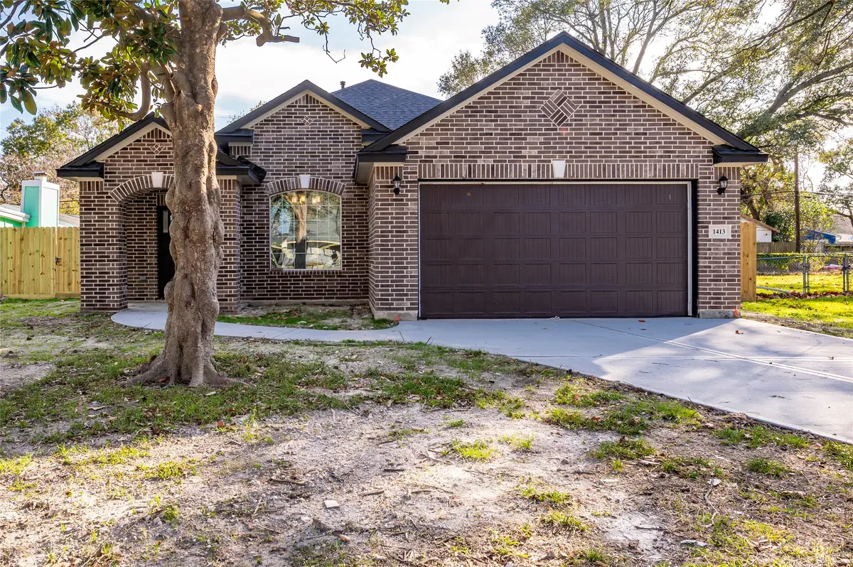 1413 4th Avenue N, Texas City, TX 77590 - Image #1