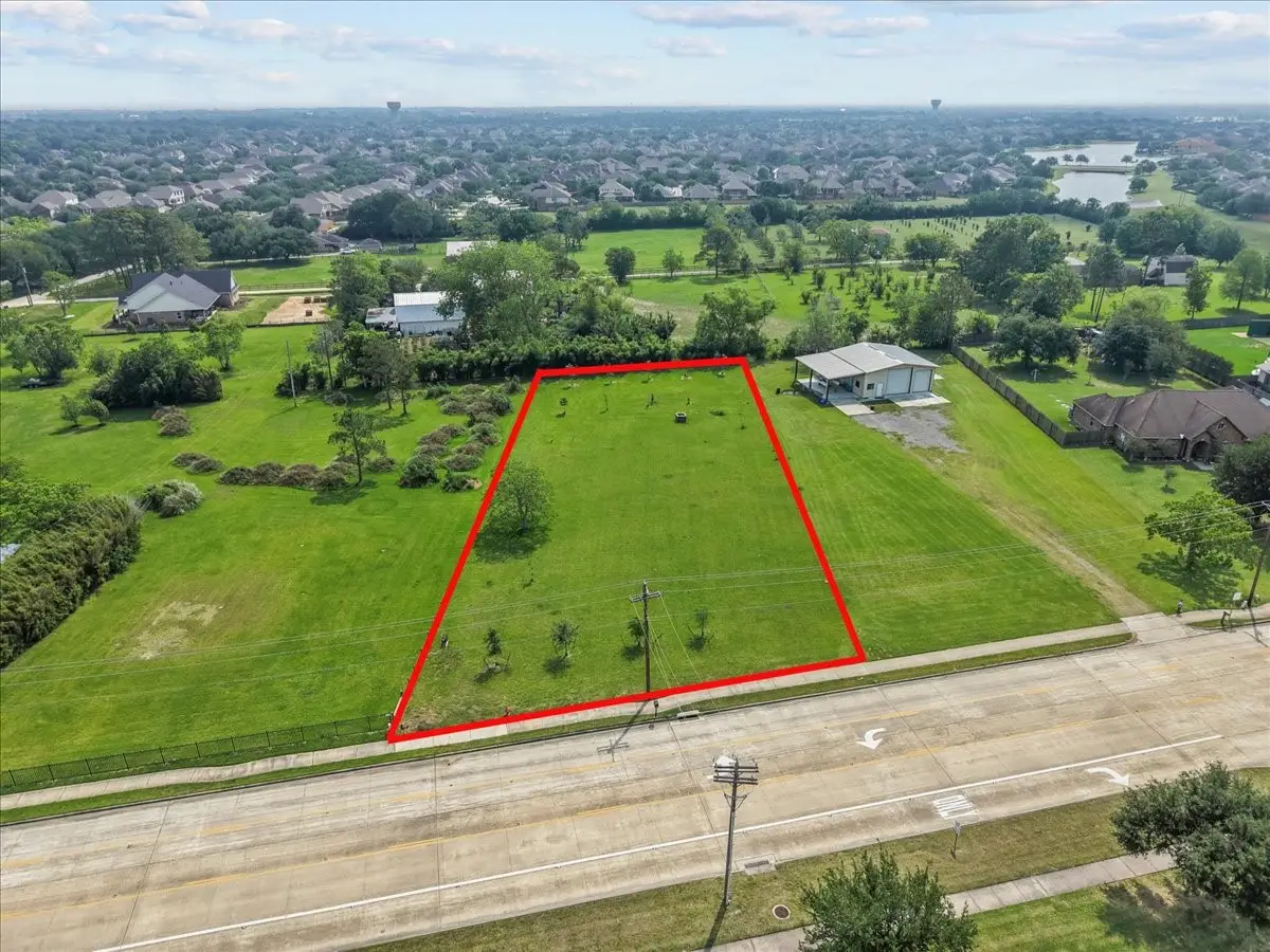 818 Louisiana Avenue, League City, TX 77573 - #1