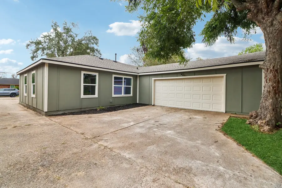7210 Canary Circle, Texas City, TX 77591 - #2