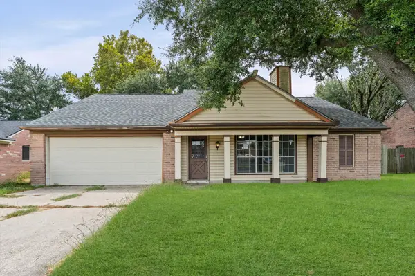 2430 Shady Bend Drive, Pearland, TX 77581