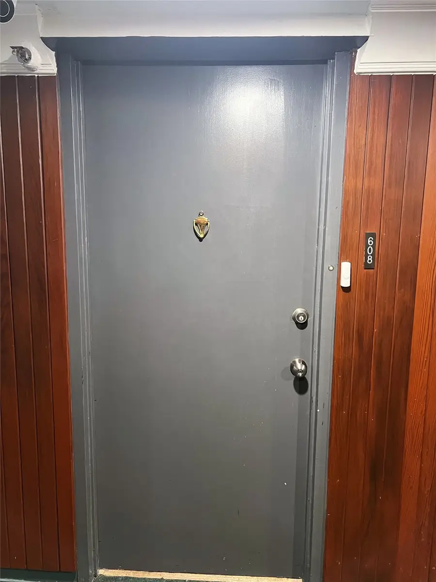 7520 Hornwood Drive #608, Houston, TX 77036 - Image #3