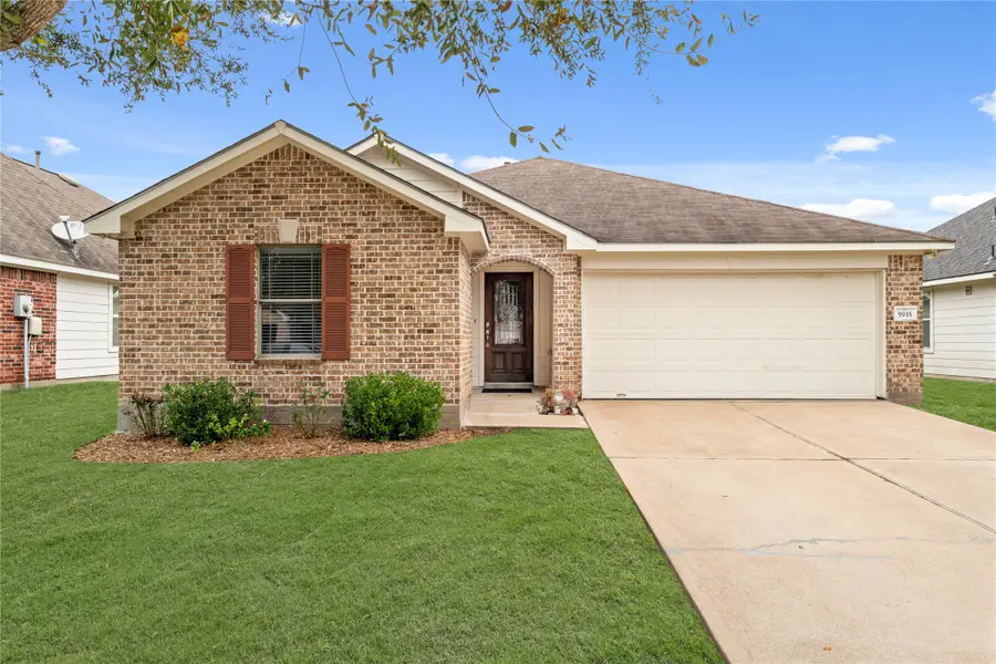 5935 Wildbriar Lane, Richmond, TX 77469 - Image #2