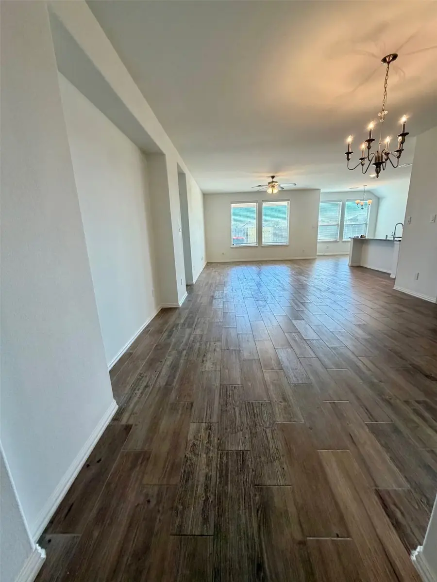 8407 Victoria Springs Drive, Richmond, TX 77407 - Image #2