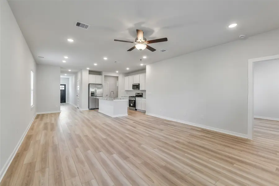 8546 Blueberry Ash Street, Magnolia, TX 77354 - Image #3