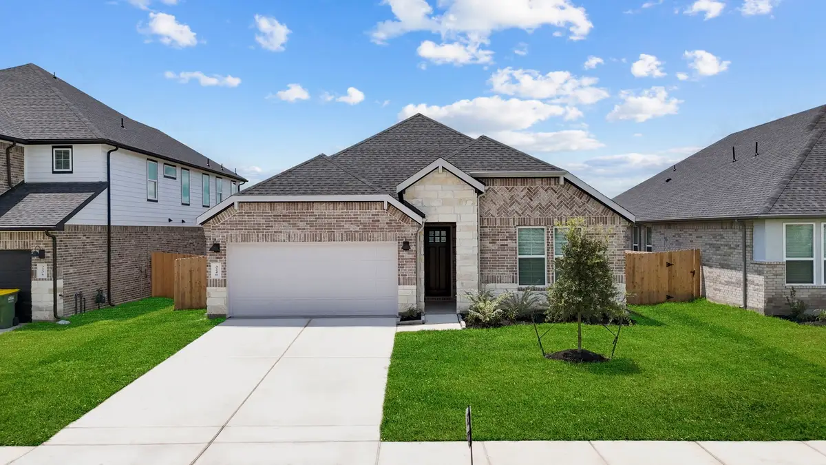 3420 Summercrisp Hollow Lane, Pearland, TX 77581 - #1